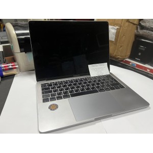 Apple MacBook Pro A1708. Photo 2
